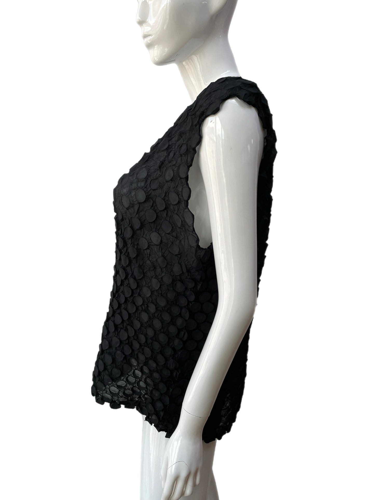 Issey Miyake Black 3D Suckers Tank Top