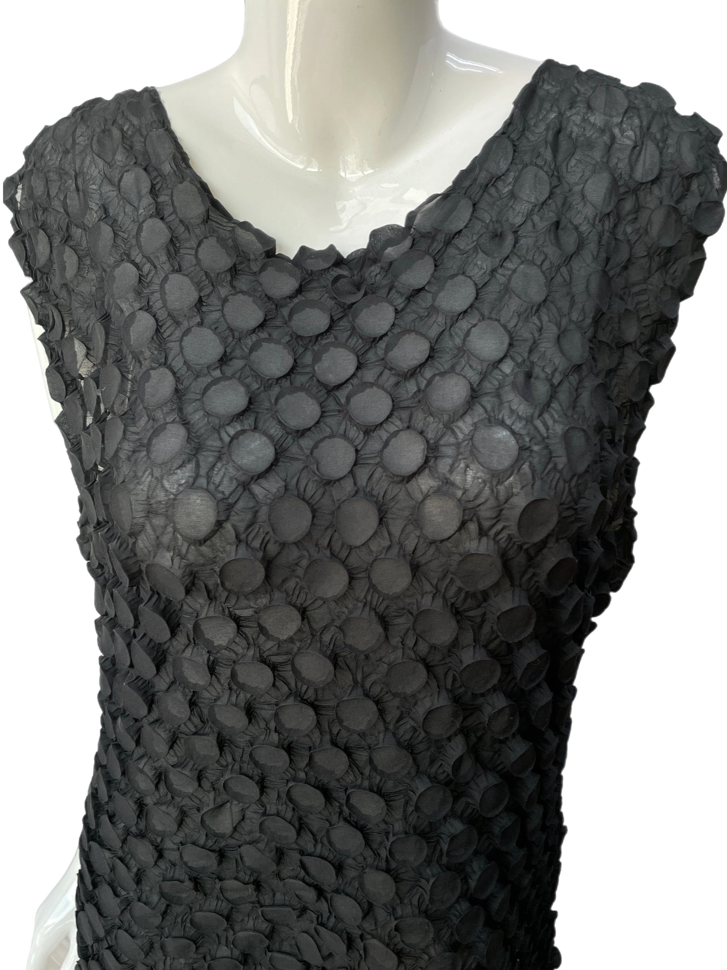 Issey Miyake Black 3D Suckers Tank Top