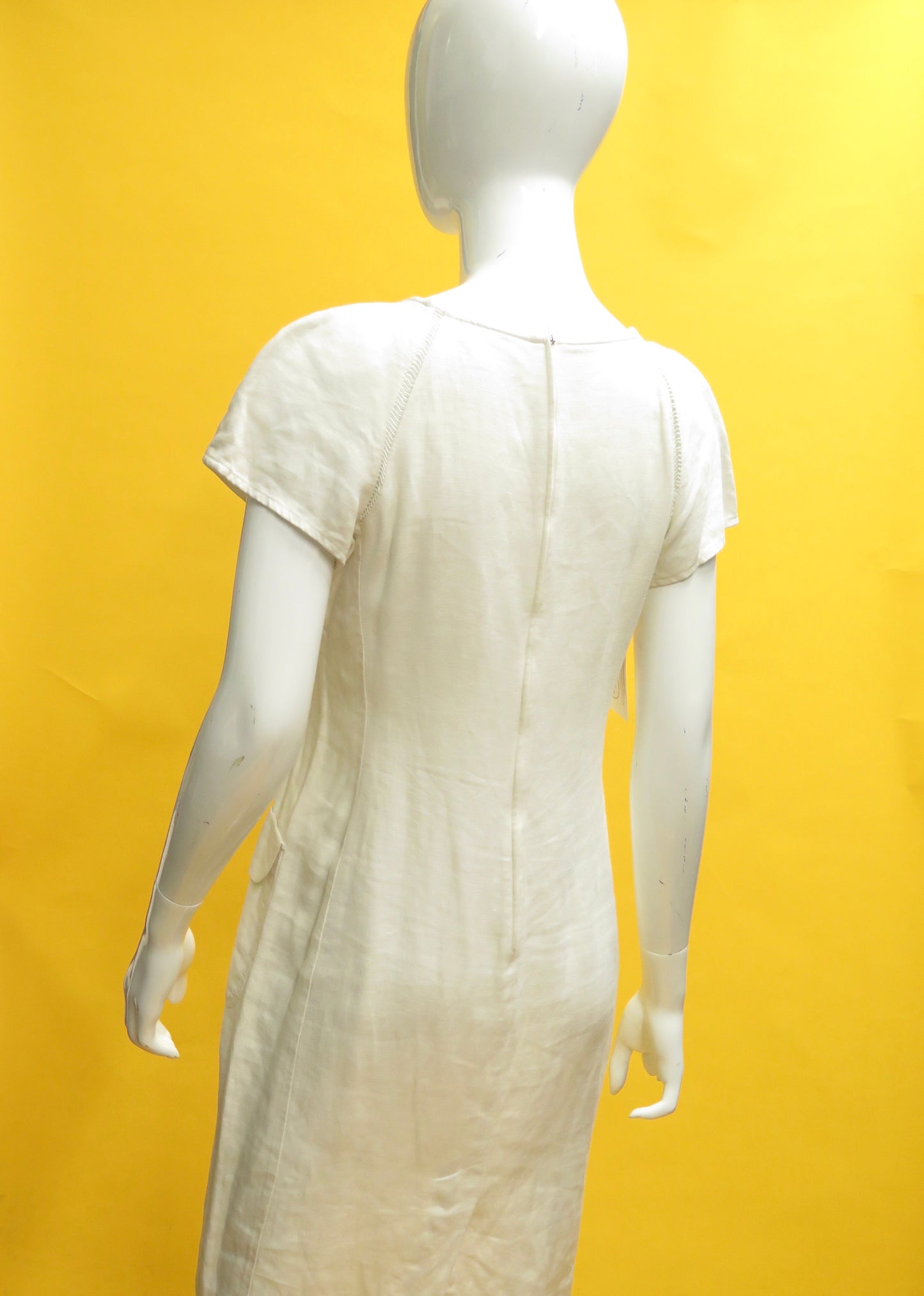 1980’s Valentino White Linen Shift Dress