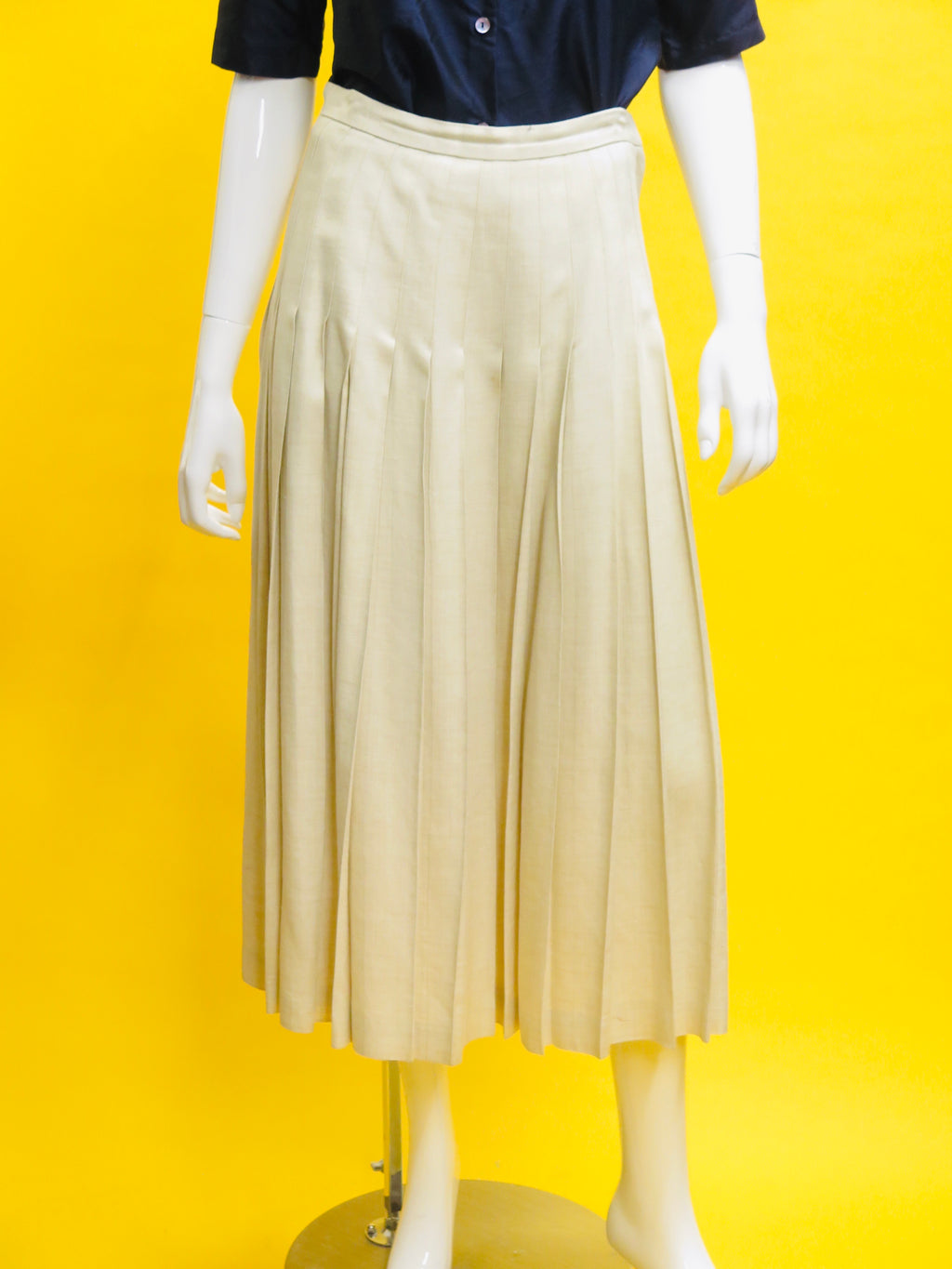 Linda Allard x Ellen Tracy Oatmeal Linen Pleated Skirt