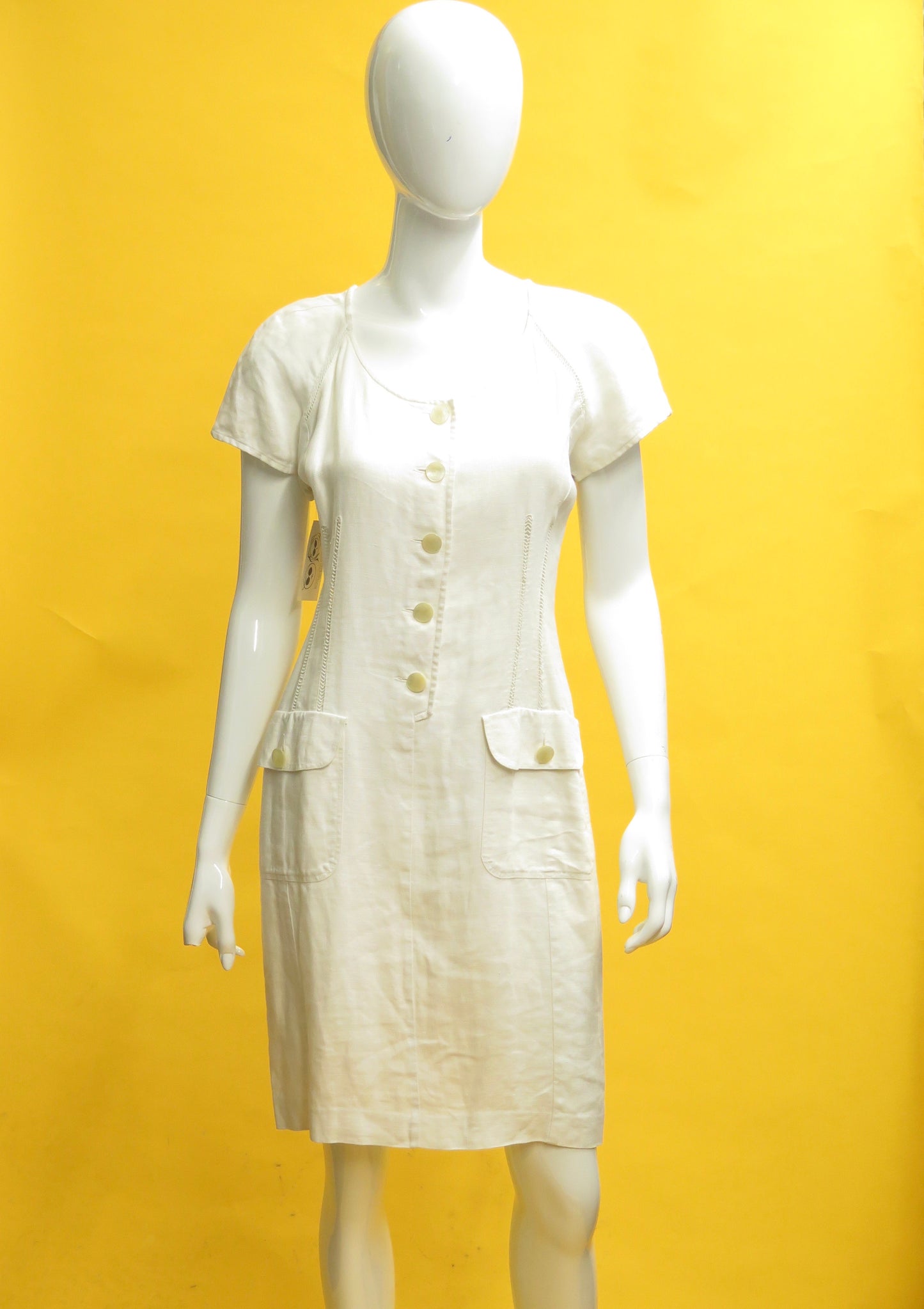 1980’s Valentino White Linen Shift Dress